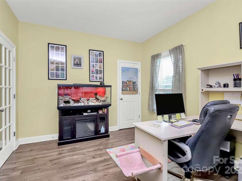 1014 Willow Grove Lane, York, SC 29745.  MLS# CAR4282256, YatesRealty ID 32800. 