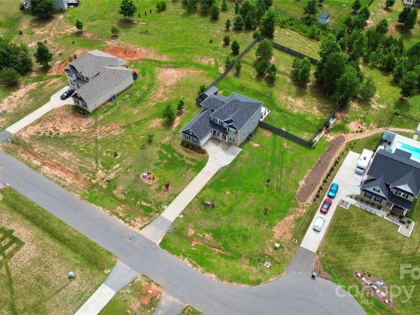 1014 Willow Grove Lane, York, SC 29745.  MLS# CAR4282256, YatesRealty ID 32800. 