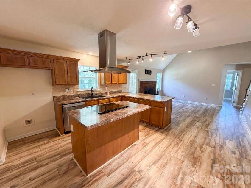 311 Hickory Wood Drive, Kannapolis, NC 28083.  MLS# CAR4396574, YatesRealty ID 32800. 