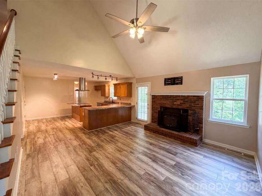 311 Hickory Wood Drive, Kannapolis, NC 28083.  MLS# CAR4396574, YatesRealty ID 32800. 