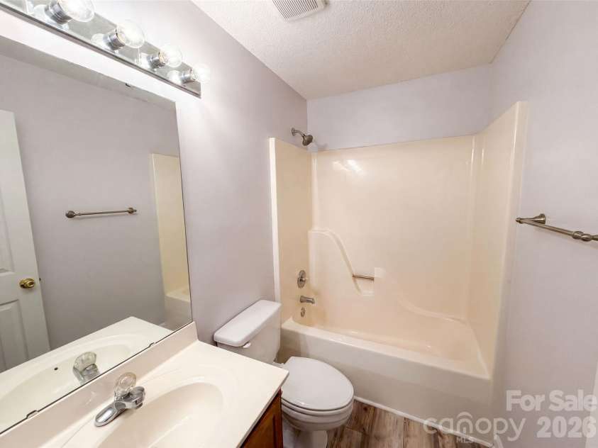 311 Hickory Wood Drive, Kannapolis, NC 28083.  MLS# CAR4396574, YatesRealty ID 32800. 