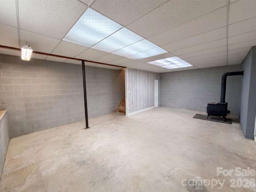 311 Hickory Wood Drive, Kannapolis, NC 28083.  MLS# CAR4396574, YatesRealty ID 32800. 