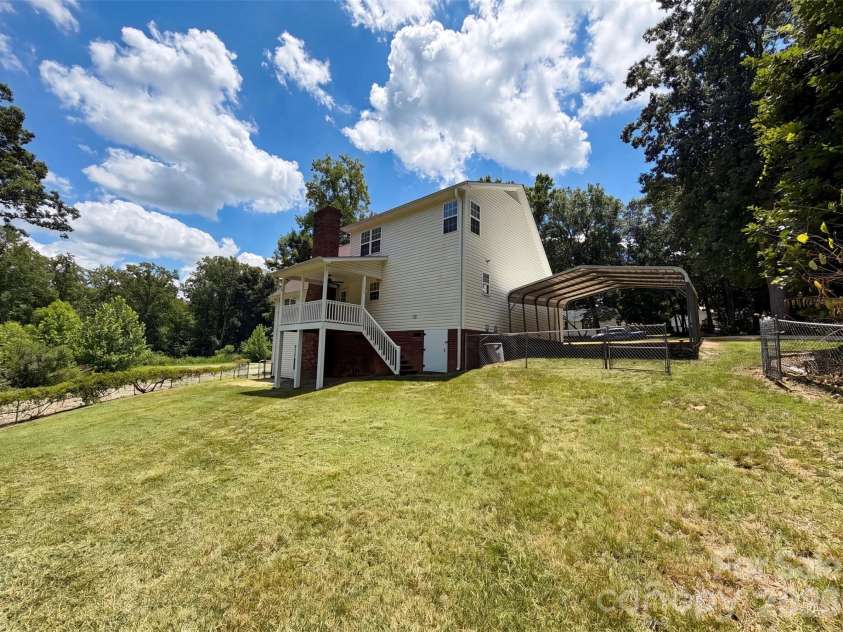 311 Hickory Wood Drive, Kannapolis, NC 28083.  MLS# CAR4396574, YatesRealty ID 32800. 