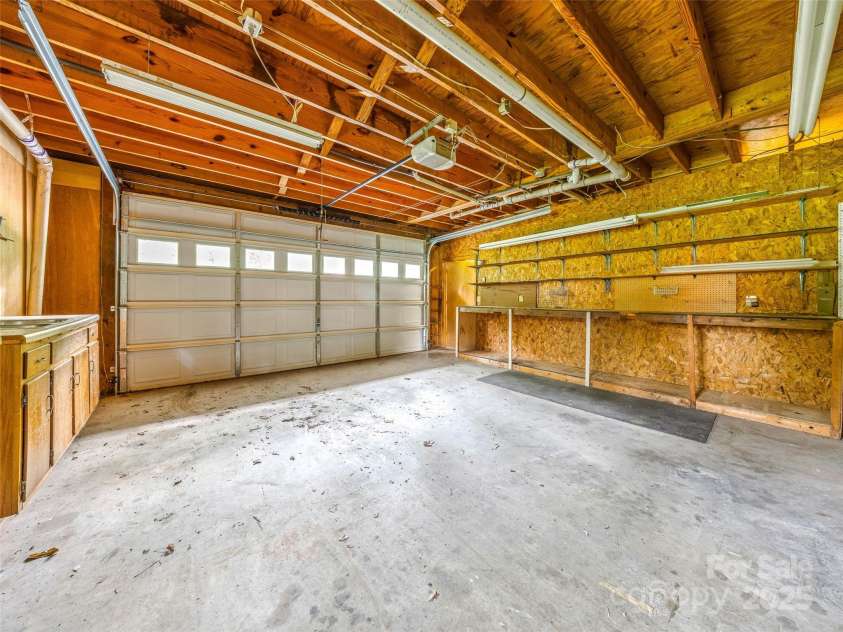 1066 Maplewood Court, Hendersonville, NC 28791.  MLS# CAR4290291, YatesRealty ID 32801. 