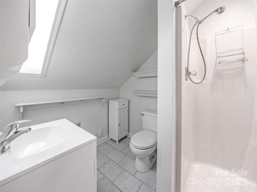 1066 Maplewood Court, Hendersonville, NC 28791.  MLS# CAR4290291, YatesRealty ID 32801. 