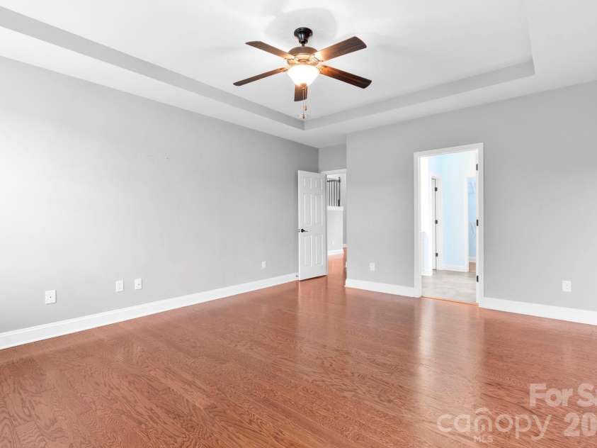 181 Alligator Drive, Fletcher, NC 28732.  MLS# CAR4387461, YatesRealty ID 32801. 