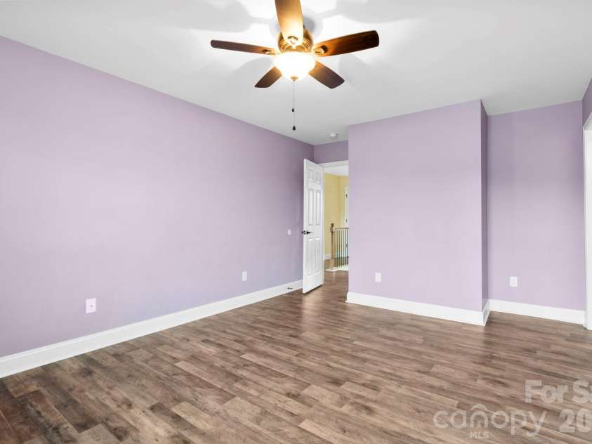 181 Alligator Drive, Fletcher, NC 28732.  MLS# CAR4387461, YatesRealty ID 32801. 