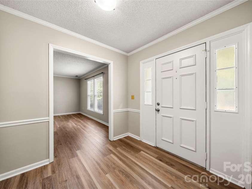 628 Bellows Lane, Charlotte, NC 28270.  MLS# CAR4397213, YatesRealty ID 32802. 