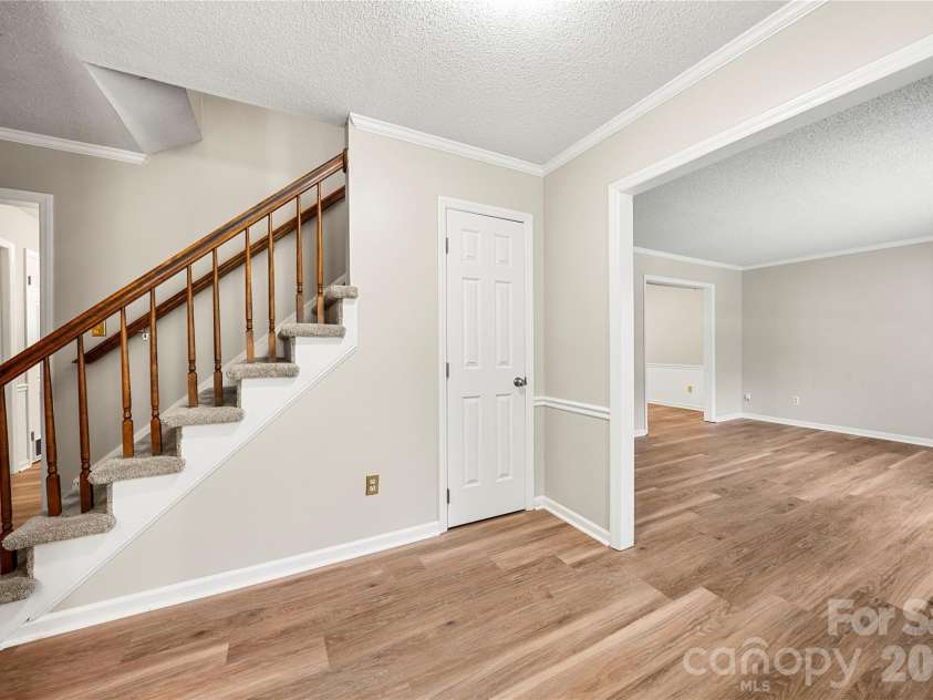 628 Bellows Lane, Charlotte, NC 28270.  MLS# CAR4397213, YatesRealty ID 32802. 