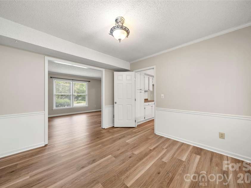 628 Bellows Lane, Charlotte, NC 28270.  MLS# CAR4397213, YatesRealty ID 32802. 