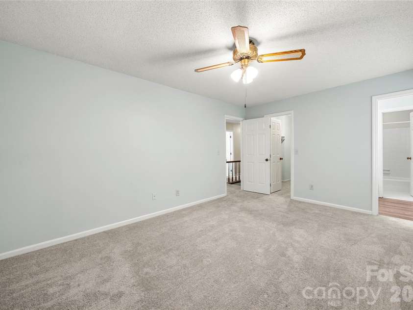 628 Bellows Lane, Charlotte, NC 28270.  MLS# CAR4397213, YatesRealty ID 32802. 