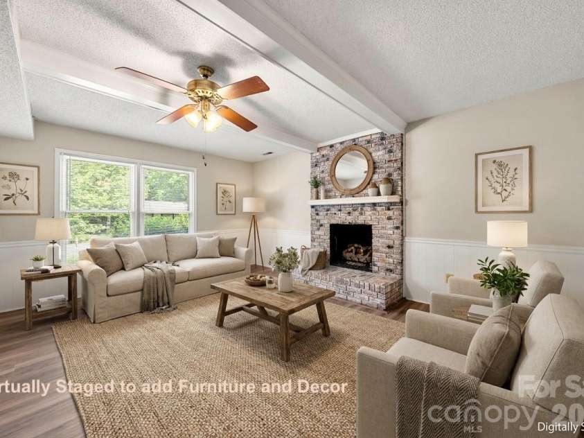 628 Bellows Lane, Charlotte, NC 28270.  MLS# CAR4397213, YatesRealty ID 32802. 