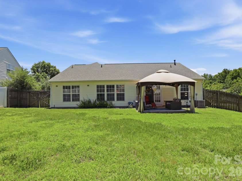 144 Golden Valley Drive, Mooresville, NC 28115.  MLS# CAR4396598, YatesRealty ID 32803. Backyard