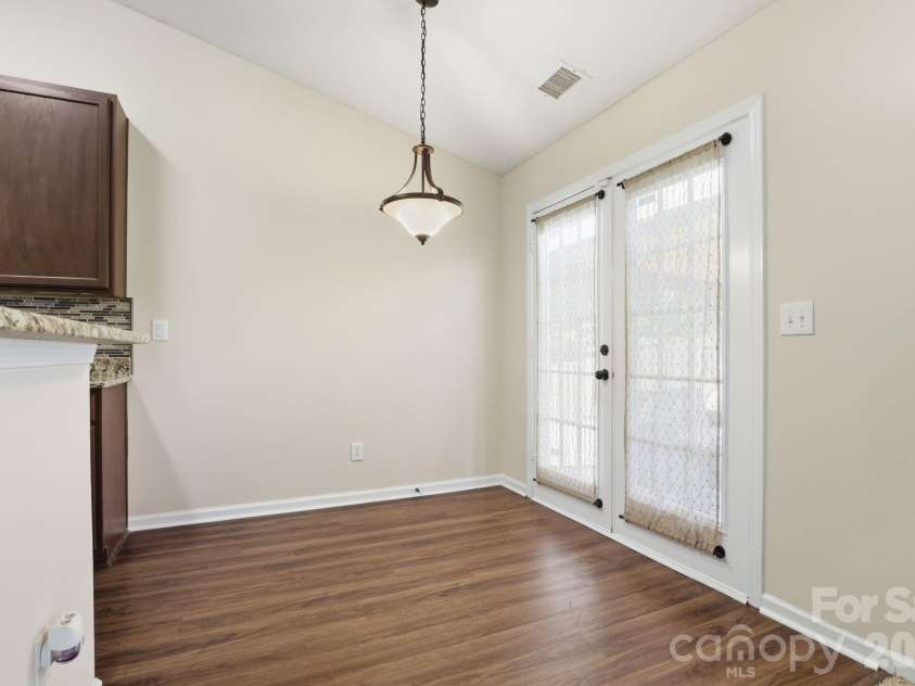 144 Golden Valley Drive, Mooresville, NC 28115.  MLS# CAR4396598, YatesRealty ID 32803. Dining Area