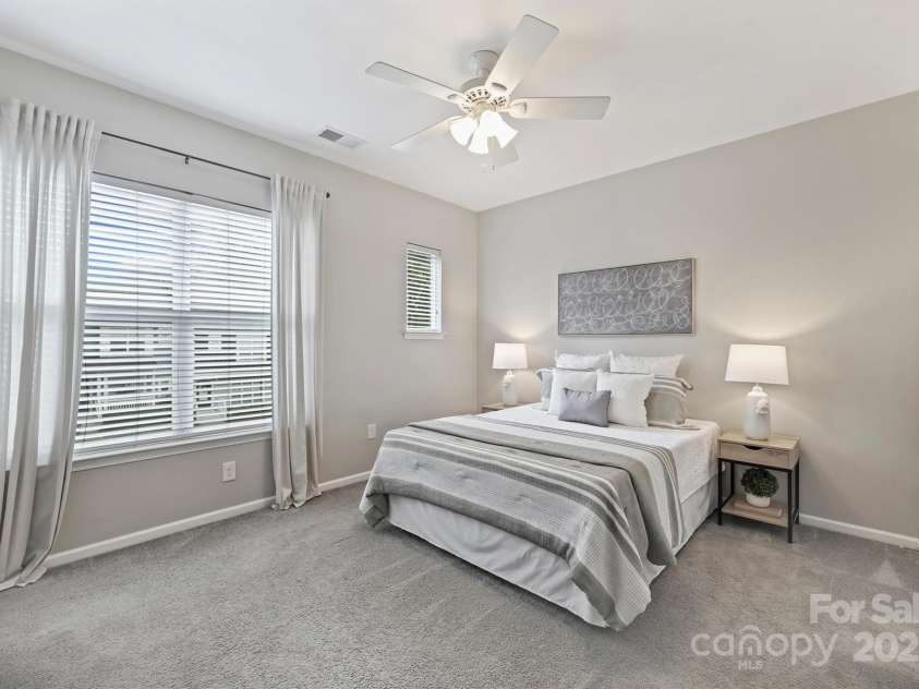 2104 Vision Drive, Charlotte, NC 28203.  MLS# CAR4289701, YatesRealty ID 32803. 