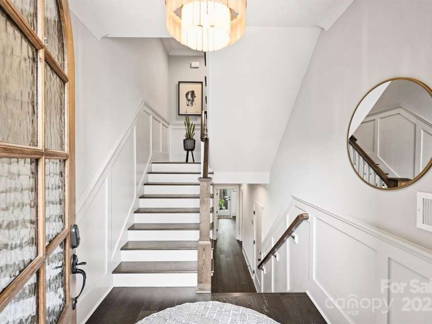 622 Mattie Rose Lane, Charlotte, NC 28204.  MLS# CAR4270567, YatesRealty ID 32804. 