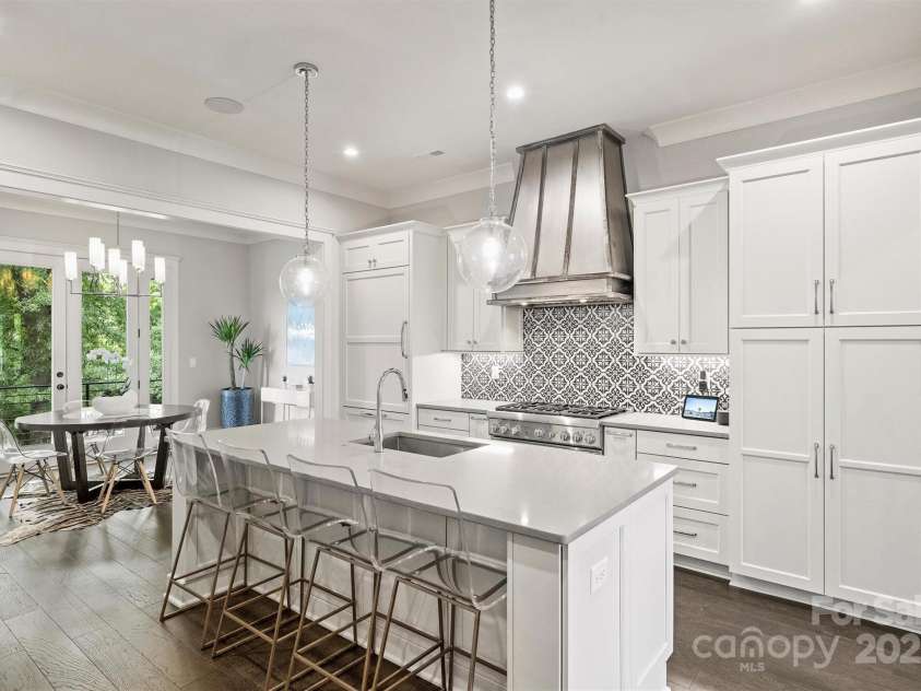 622 Mattie Rose Lane, Charlotte, NC 28204.  MLS# CAR4270567, YatesRealty ID 32804. 