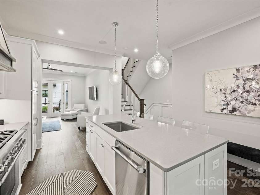 622 Mattie Rose Lane, Charlotte, NC 28204.  MLS# CAR4270567, YatesRealty ID 32804. 