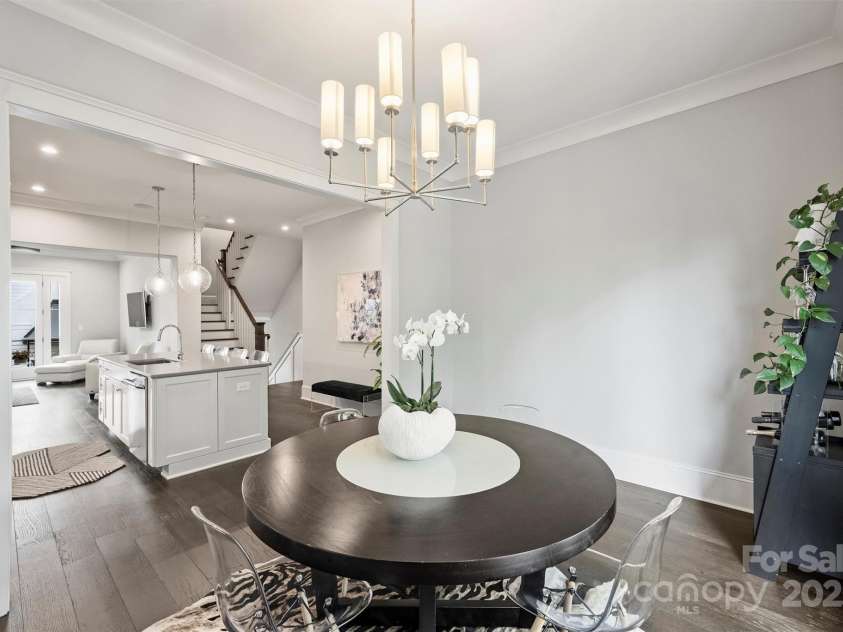 622 Mattie Rose Lane, Charlotte, NC 28204.  MLS# CAR4270567, YatesRealty ID 32804. 