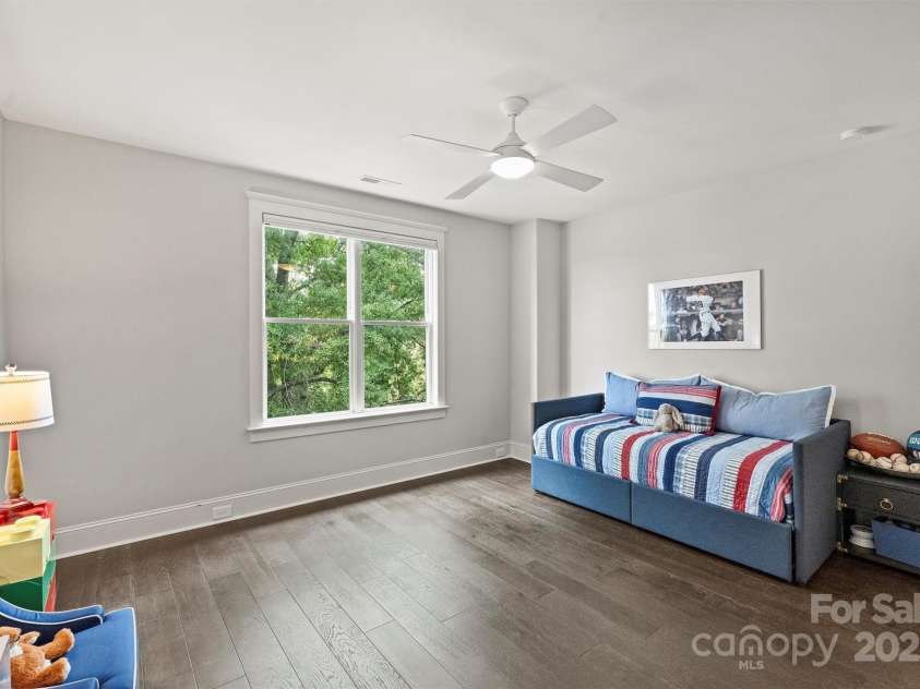 622 Mattie Rose Lane, Charlotte, NC 28204.  MLS# CAR4270567, YatesRealty ID 32804. 