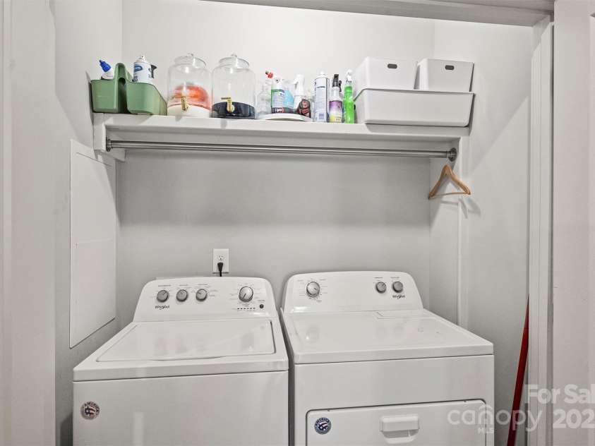 622 Mattie Rose Lane, Charlotte, NC 28204.  MLS# CAR4270567, YatesRealty ID 32804. 