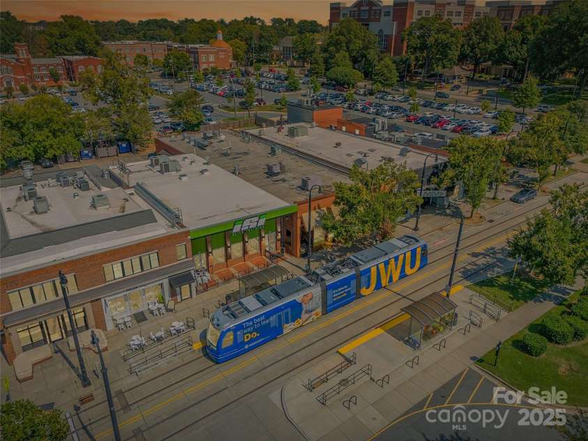 622 Mattie Rose Lane, Charlotte, NC 28204.  MLS# CAR4270567, YatesRealty ID 32804. 