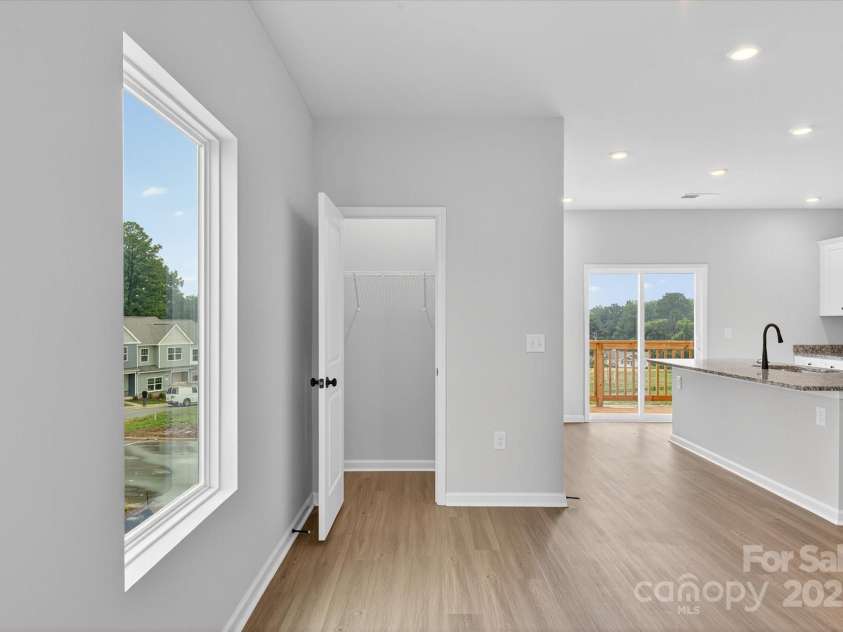 1982 Davidson Avenue, Gastonia, NC 28052.  MLS# CAR4287991, YatesRealty ID 32805. 