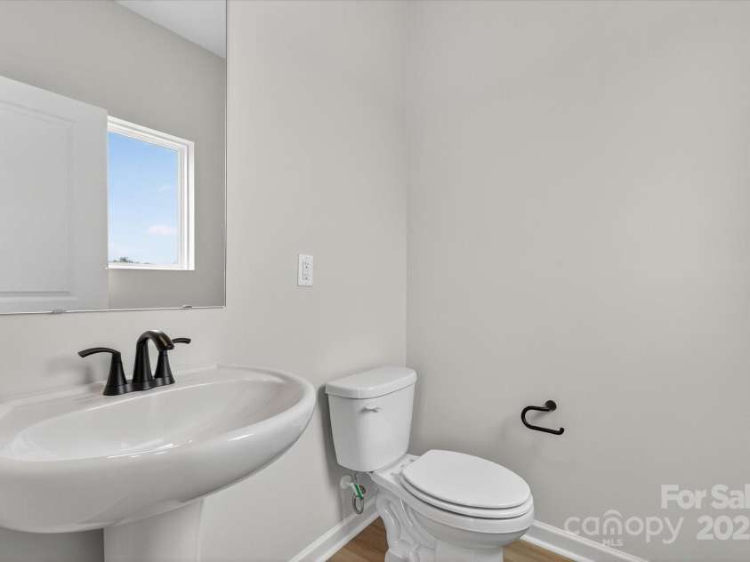 1982 Davidson Avenue, Gastonia, NC 28052.  MLS# CAR4287991, YatesRealty ID 32805. 