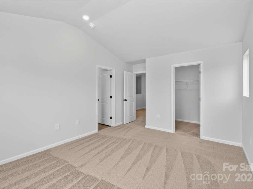 1982 Davidson Avenue, Gastonia, NC 28052.  MLS# CAR4287991, YatesRealty ID 32805. 