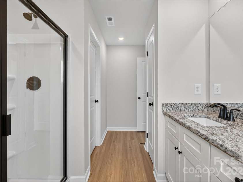 1982 Davidson Avenue, Gastonia, NC 28052.  MLS# CAR4287991, YatesRealty ID 32805. 