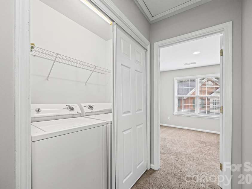 2113 Lennoxshire Square Court, Charlotte, NC 28210.  MLS# CAR4396839, YatesRealty ID 32805. 