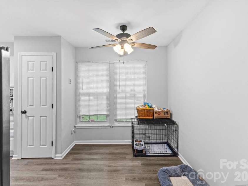 7130 Bluff Wood Cove, Charlotte, NC 28212.  MLS# CAR4396843, YatesRealty ID 32806. 