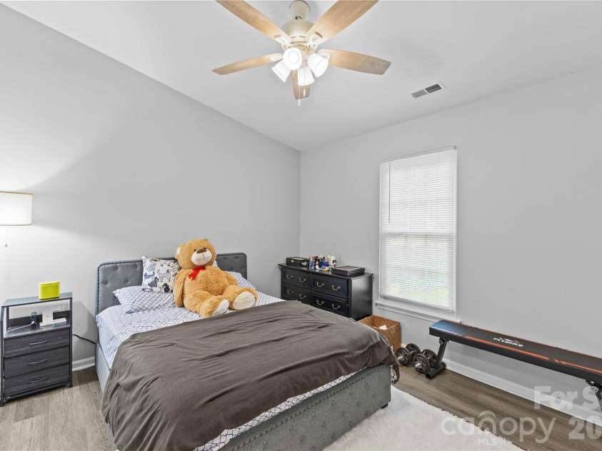 7130 Bluff Wood Cove, Charlotte, NC 28212.  MLS# CAR4396843, YatesRealty ID 32806. 
