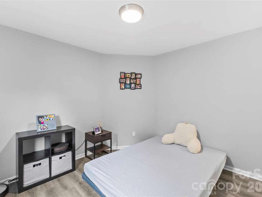 7130 Bluff Wood Cove, Charlotte, NC 28212.  MLS# CAR4396843, YatesRealty ID 32806. 