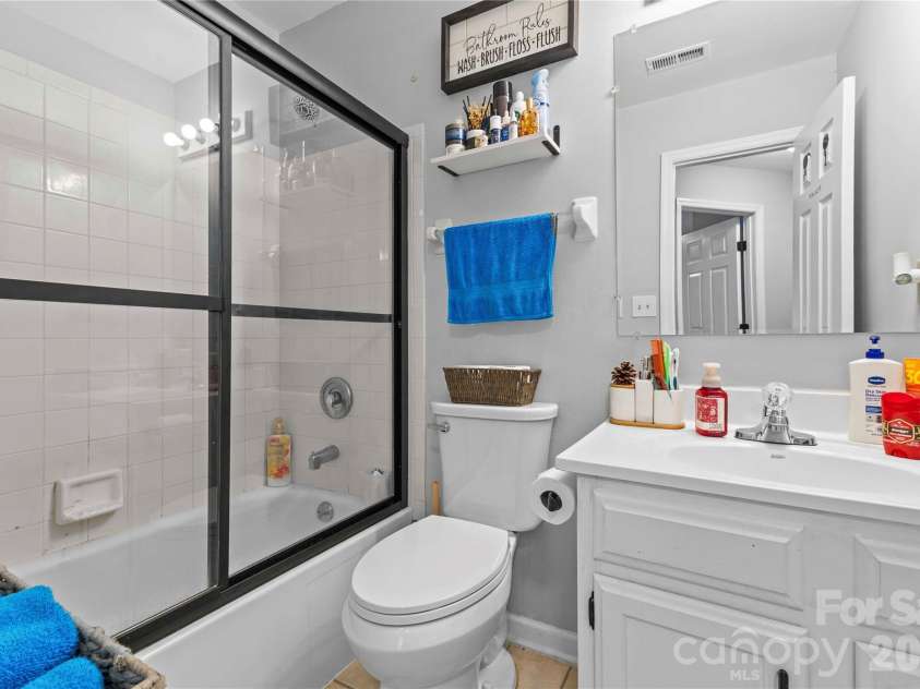 7130 Bluff Wood Cove, Charlotte, NC 28212.  MLS# CAR4396843, YatesRealty ID 32806. 