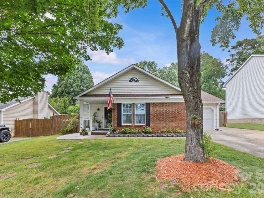 7130 Bluff Wood Cove, Charlotte, NC 28212.  MLS# CAR4396843, YatesRealty ID 32806. 