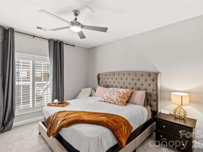 8935 Socata Way, Charlotte, NC 28269.  MLS# CAR4396819, YatesRealty ID 32807. 