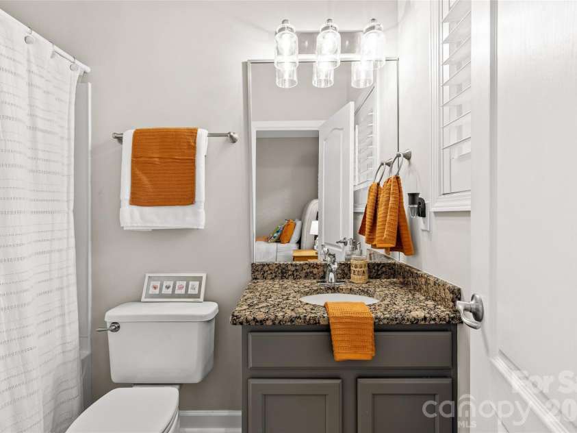 8935 Socata Way, Charlotte, NC 28269.  MLS# CAR4396819, YatesRealty ID 32807. 