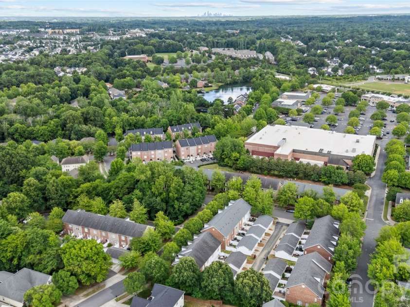 8935 Socata Way, Charlotte, NC 28269.  MLS# CAR4396819, YatesRealty ID 32807. 