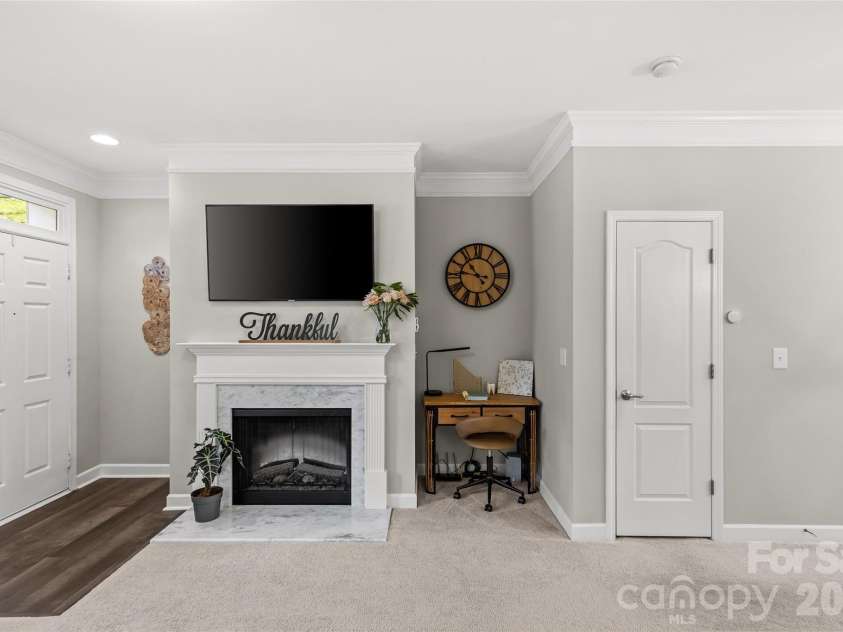 8935 Socata Way, Charlotte, NC 28269.  MLS# CAR4396819, YatesRealty ID 32807. 