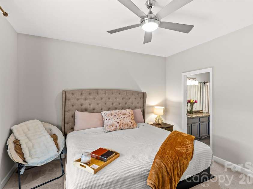 8935 Socata Way, Charlotte, NC 28269.  MLS# CAR4396819, YatesRealty ID 32807. 