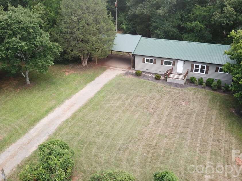 7417 Waxhaw Creek Road, Waxhaw, NC 28173.  MLS# CAR4396386, YatesRealty ID 32808. 