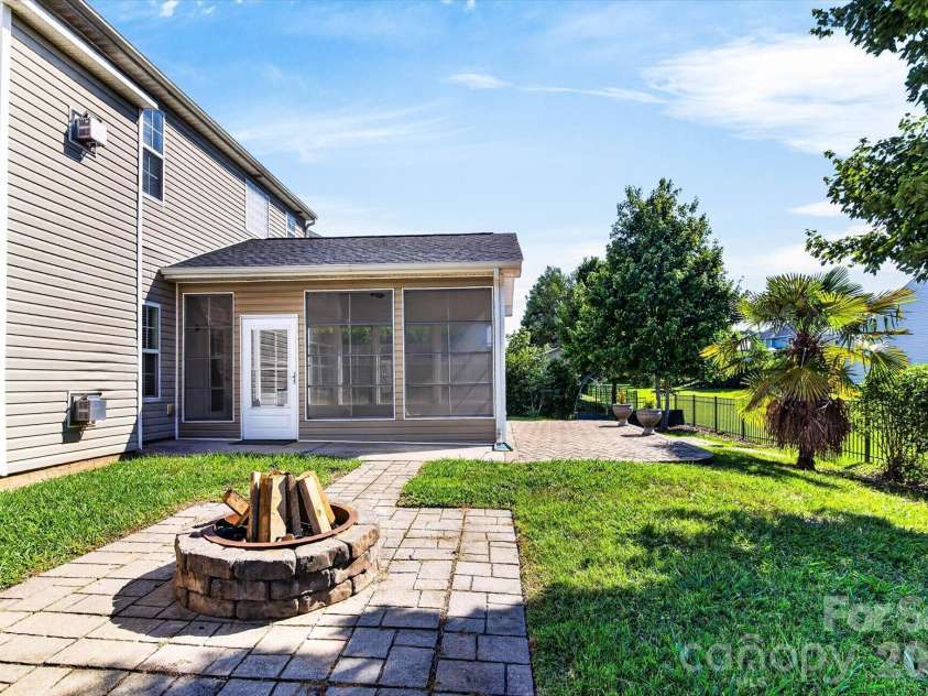 2258 Isaac Street, Concord, NC 28027.  MLS# CAR4395984, YatesRealty ID 32809. 
