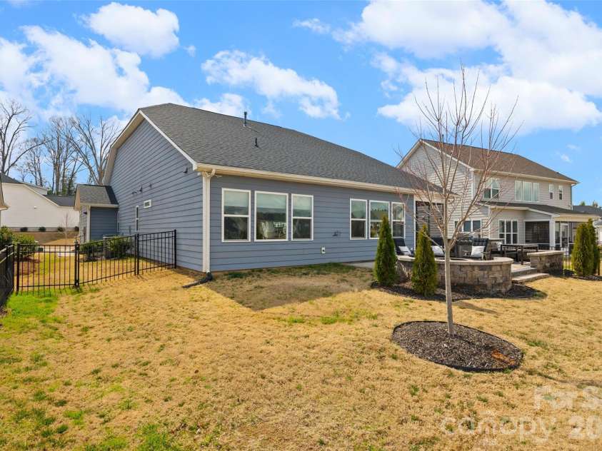 7004 Kingfisher Way, Belmont, NC 28012.  MLS# CAR4353741, YatesRealty ID 3281. Backyard