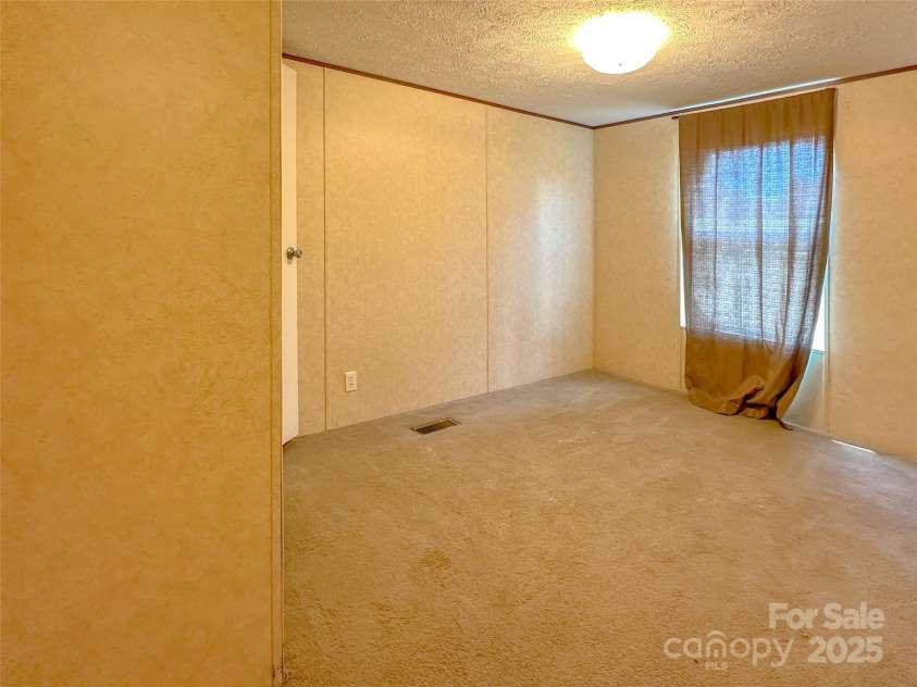 356 Brooks Road Extension, Bostic, NC 28018.  MLS# CAR4286314, YatesRealty ID 32810. 