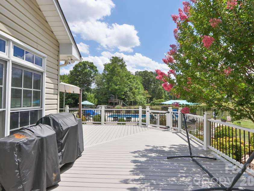 2726 Cedar Forest Road, Ronda, NC 28670.  MLS# CAR4395484, YatesRealty ID 32811. 