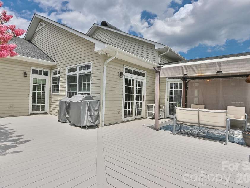 2726 Cedar Forest Road, Ronda, NC 28670.  MLS# CAR4395484, YatesRealty ID 32811. 