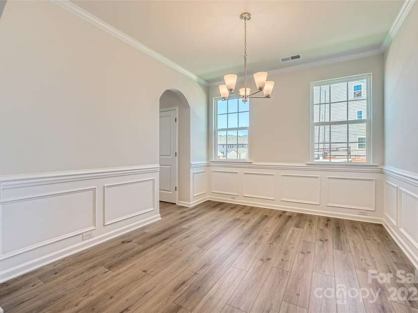 1043 Lookout Shoals Drive, Fort Mill, SC 29715.  MLS# CAR4292274, YatesRealty ID 32815. Dining Room (example)