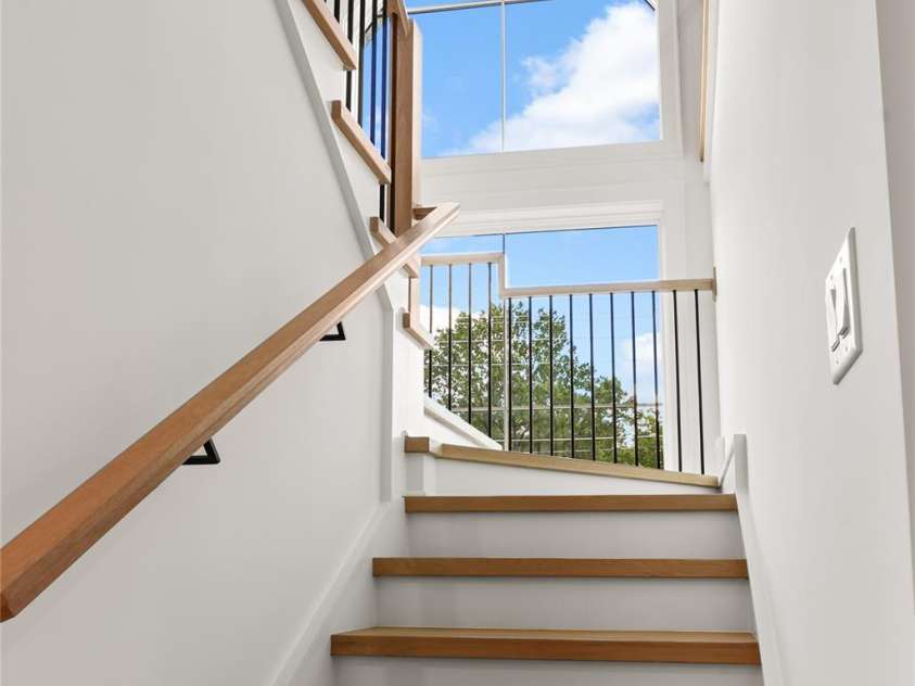 719 Charles Avenue, Charlotte, NC 28205.  MLS# CAR4278426, YatesRealty ID 32817. 