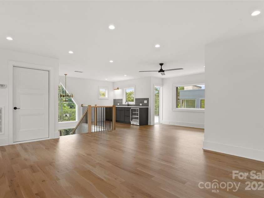 719 Charles Avenue, Charlotte, NC 28205.  MLS# CAR4278426, YatesRealty ID 32817. 